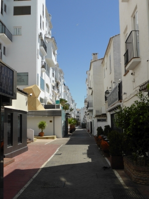 Marbella in der Nähe des Hafens Puerto Jose Banus  Malaga Spanien 2515