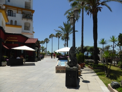 Marbella in der Nähe des Hafens Puerto Jose Banus  Malaga Spanien 2515_13