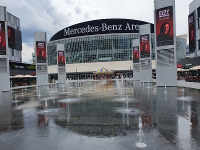 Mercedes Benz Arena 3920_09