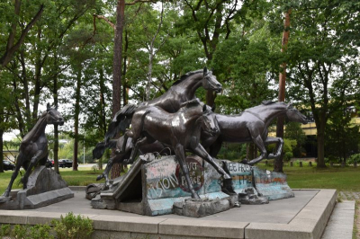 The Day the Wall Came Down 4021