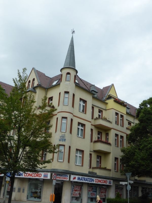 Berliner StraßeTegel Berlin 2915_10