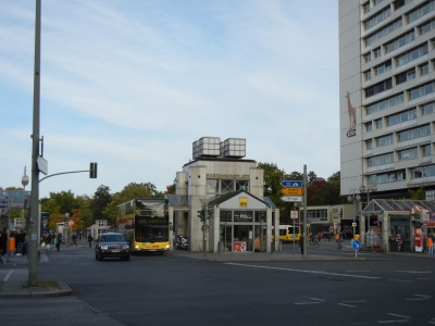 Bahnhof Zoo am Kurfürstendamm Berlin_03